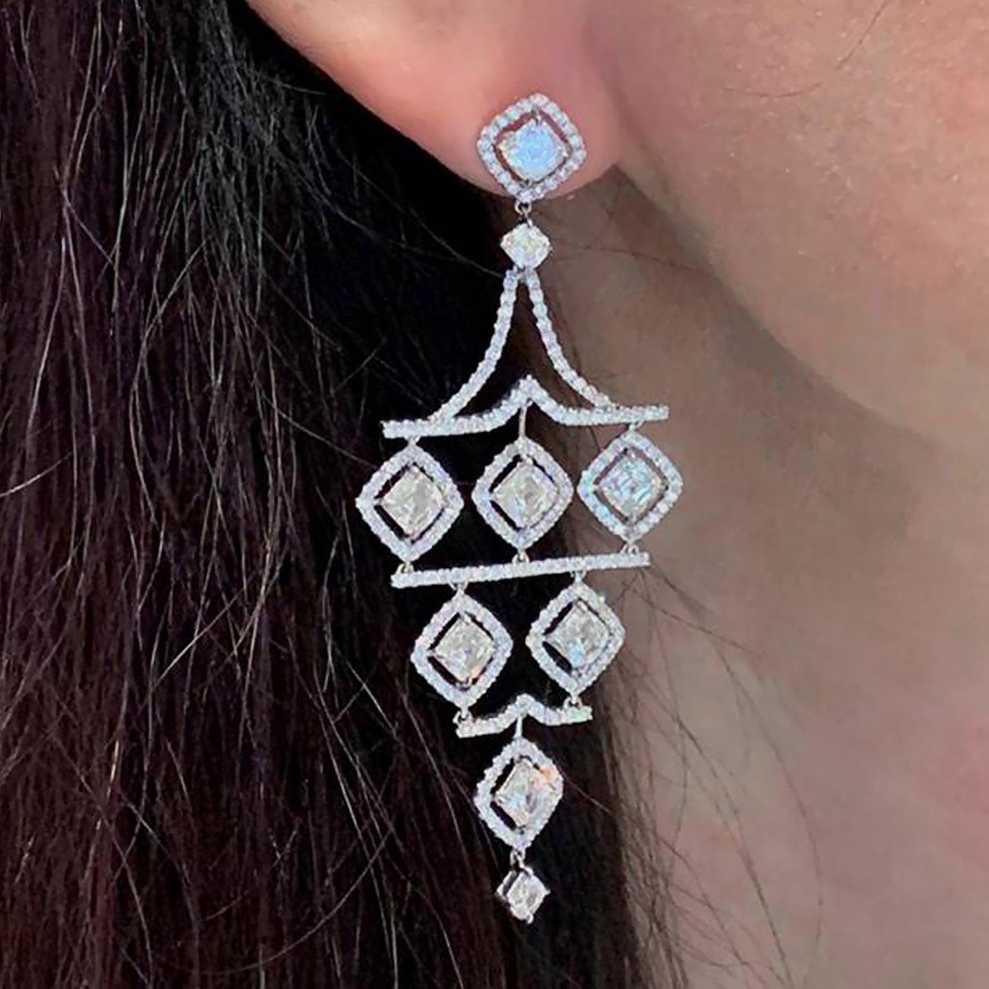 Diamond Girandole Chandelier Earrings in 18kt Gold
