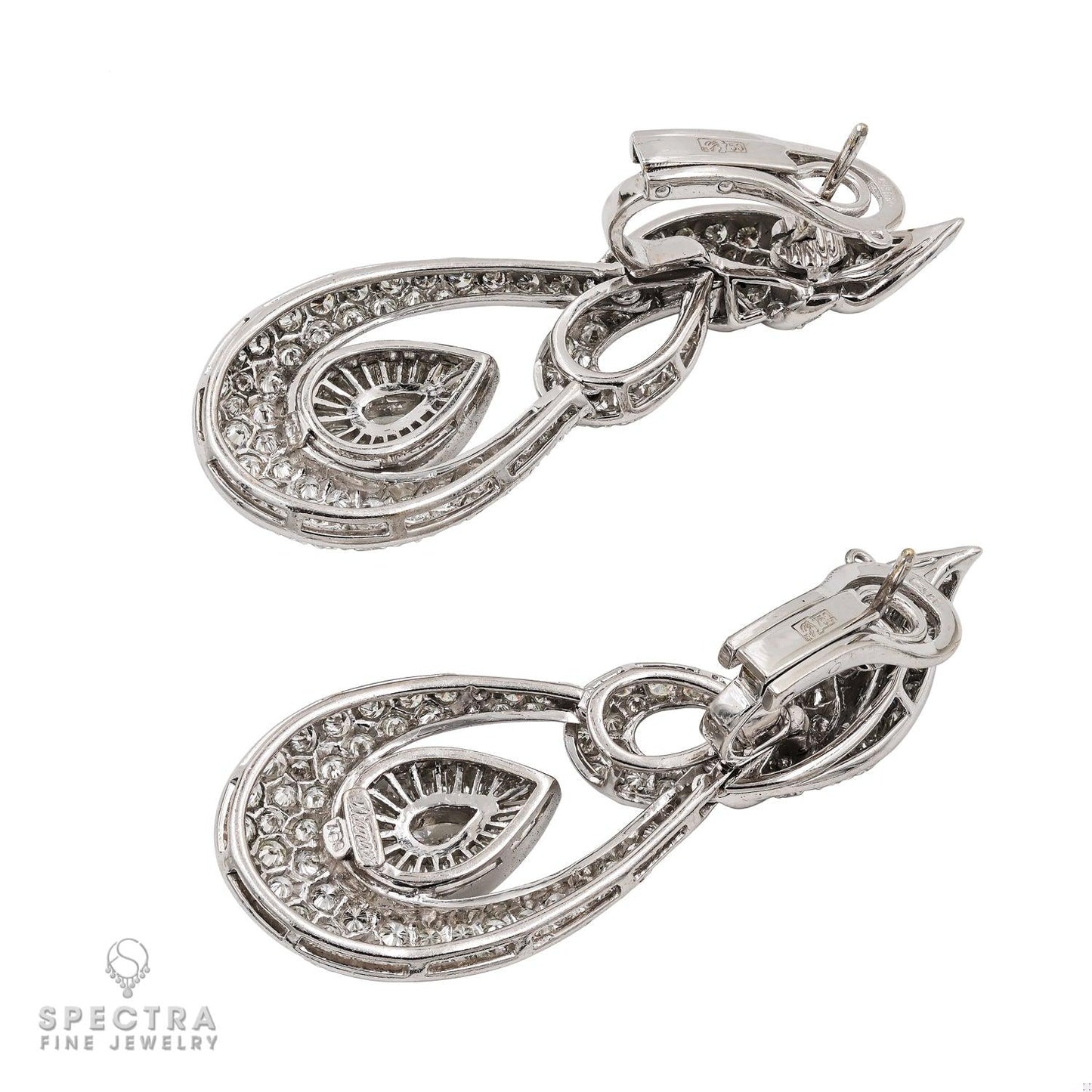 Radiant Elegance: 18K White Gold Diamond Set with Necklace, Earrings, and Ring