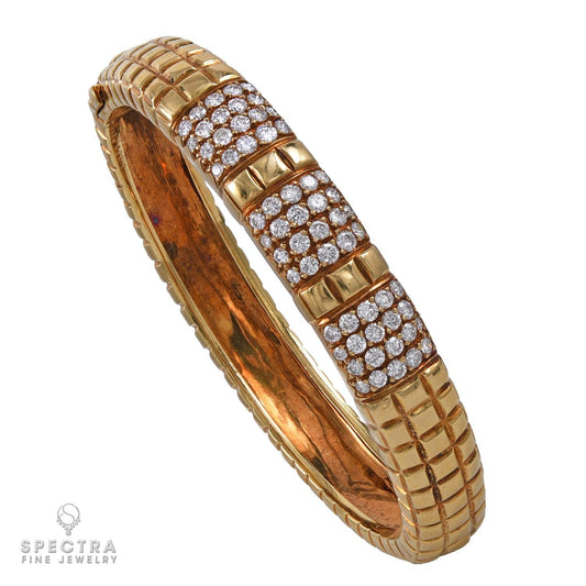 Van Cleef & Arpels Vintage Diamond Bracelet in 18K Yellow Gold – Signed Estate Jewelry