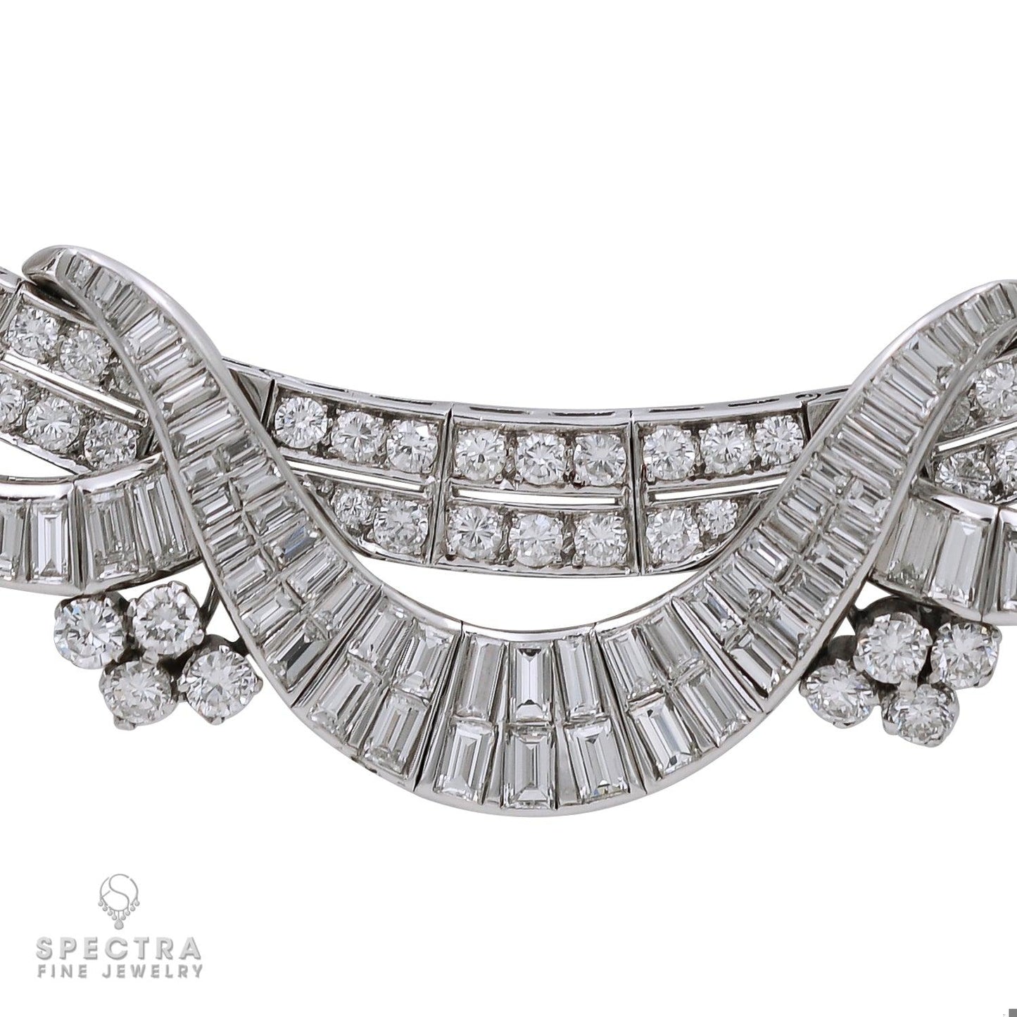 Vintage 32.50 cts. Diamond Necklace in Platinum