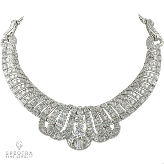 Art Deco Diamond Necklace in Platinum