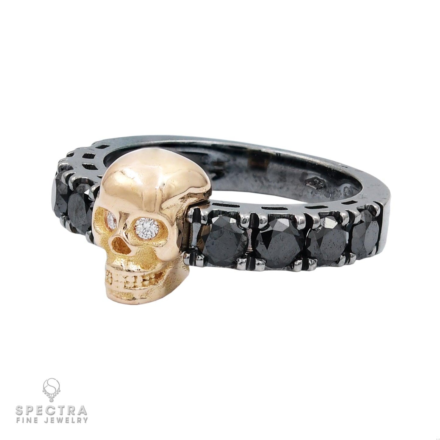 Black Diamond Skull Ring: Elegance Meets Edge