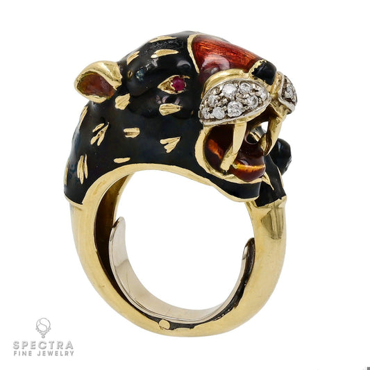 Contemporary Diamond Enamel Figural Leopard Ring