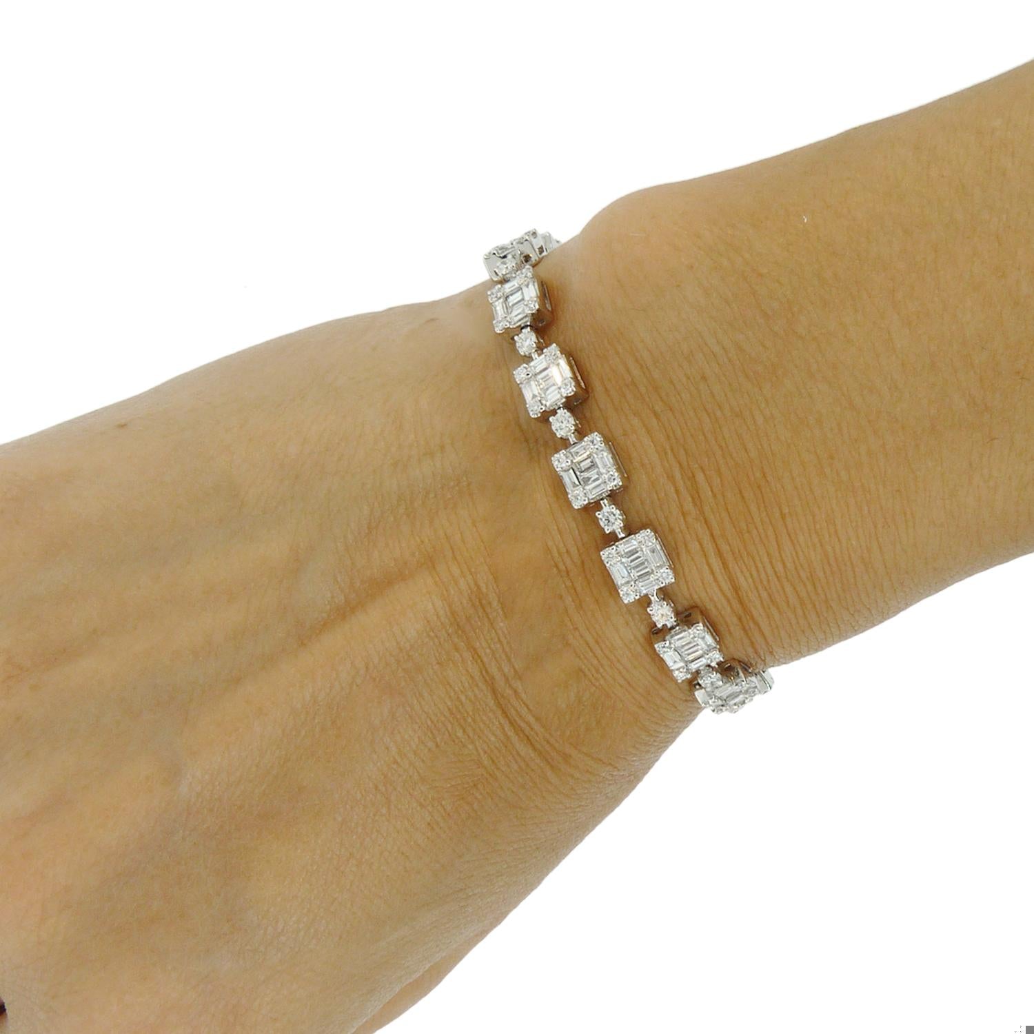 Mesmerizing 30.97ct Diamond Necklace by Spectra Fine Jewelry