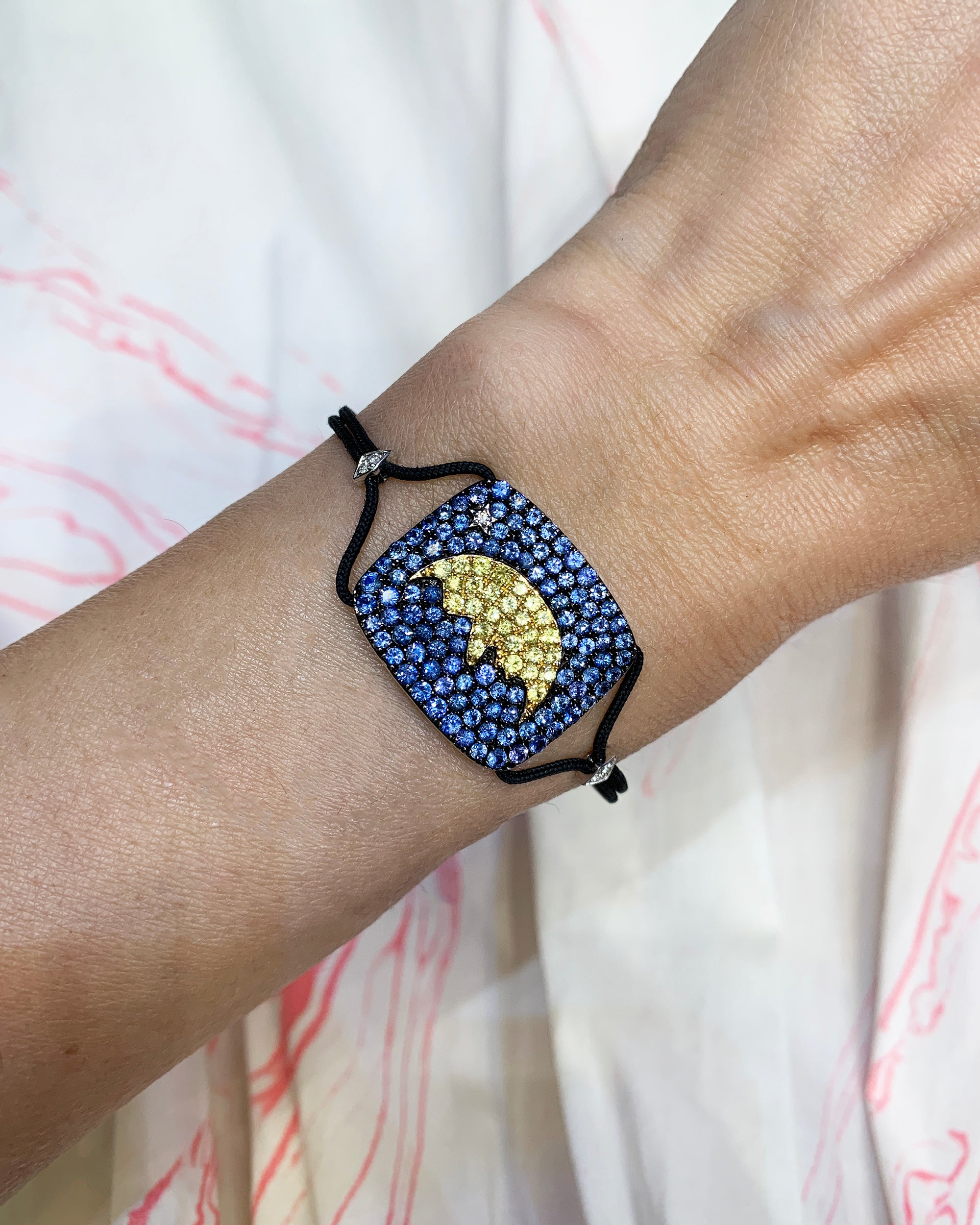 Adamas Sapphire & Diamond Bracelet – Signed Contemporary - view 4