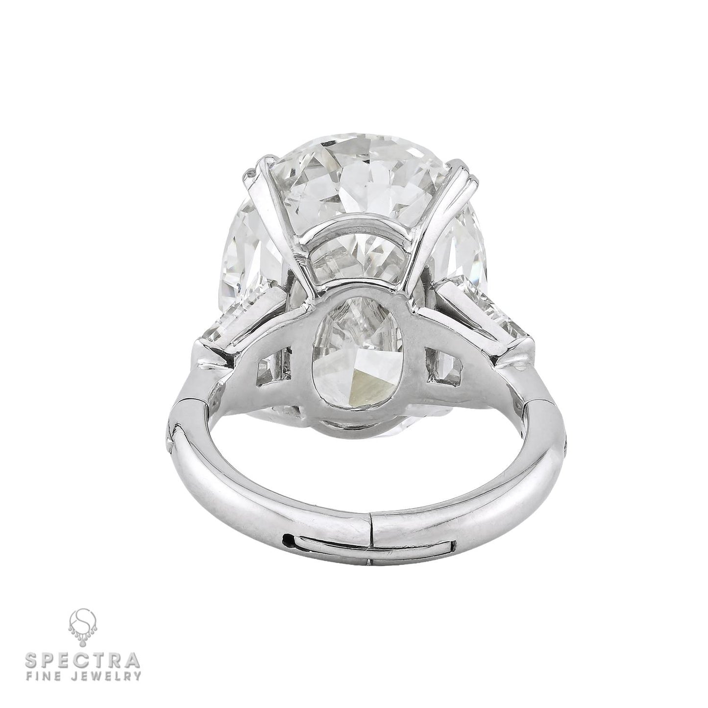 Graff 13.11ct Oval Diamond Engagement Ring GIA H VS1 Platinum