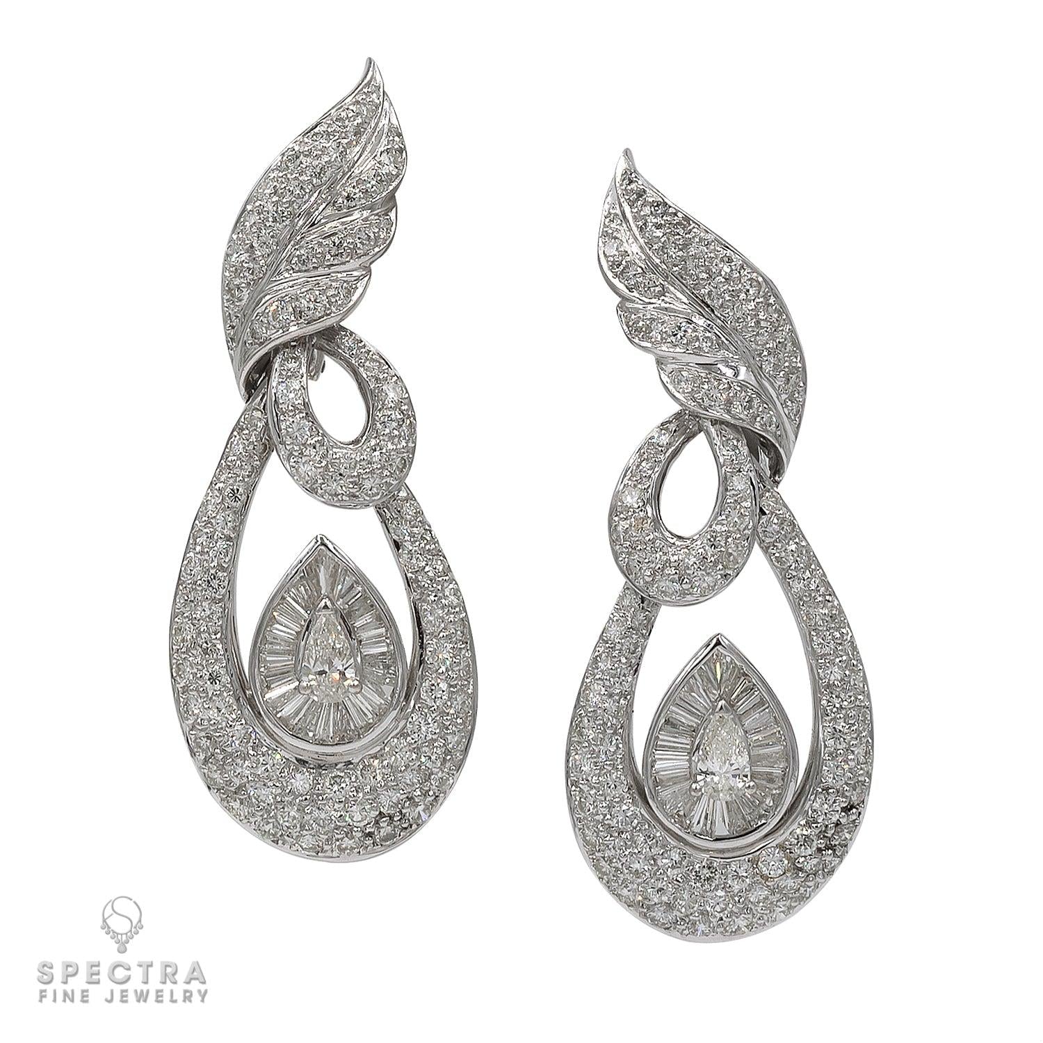 Radiant Elegance: 18K White Gold Diamond Set with Necklace, Earrings, and Ring