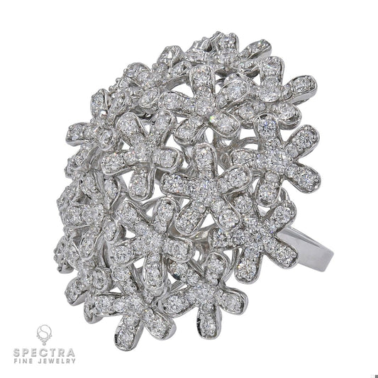 Van Cleef & Arpels Socrate™ Diamond Ring Large Model