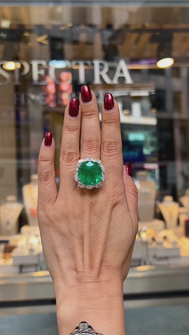 Spectra Fine Jewelry 23.51-Carat Certified Colombian Emerald Ring