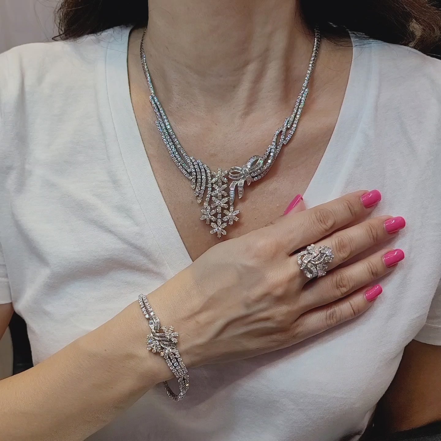 Elegance in White Gold: A Diamond Jewelry Suite