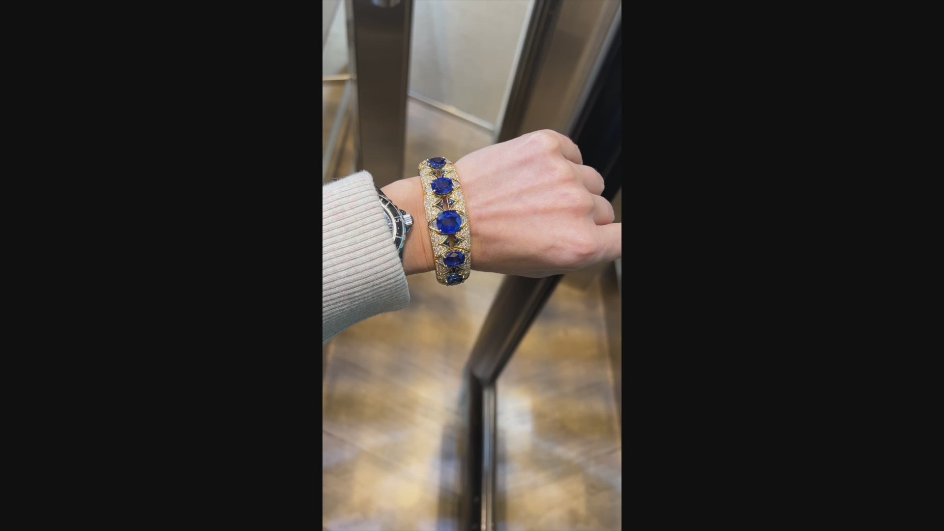 Bulgari Burmese Ceylon Sapphire Diamond Cuff Bracelet