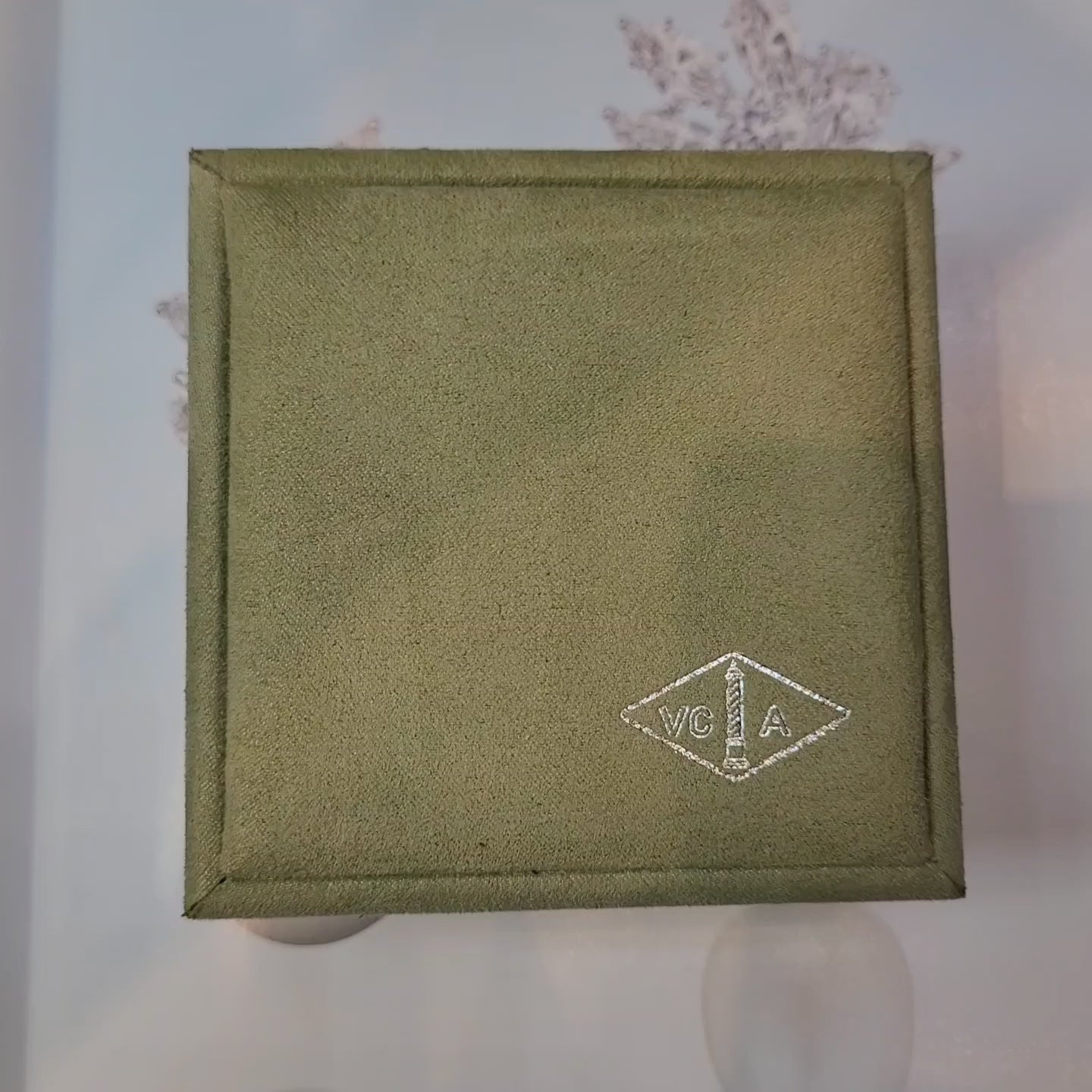 Van Cleef & Arpels Cosmos Diamond Ear Clips 2.70ct (Small Model)